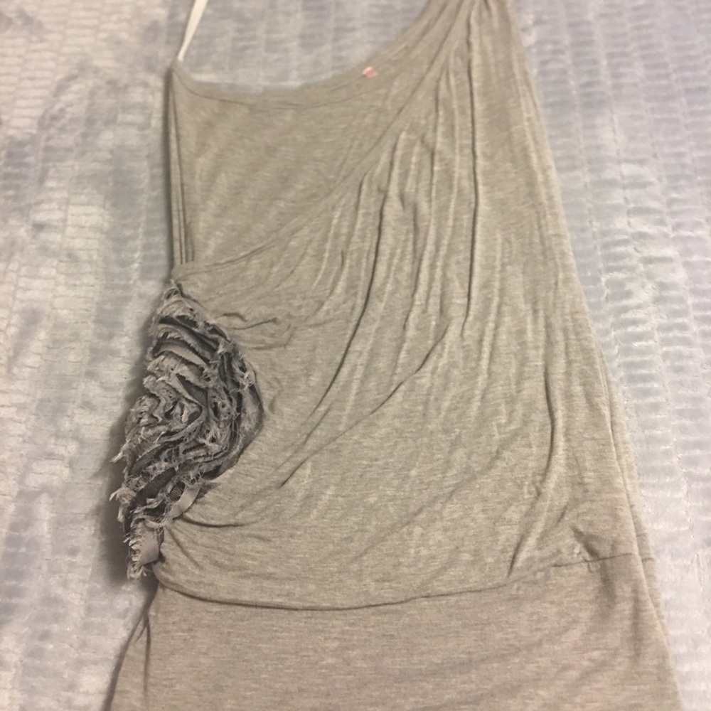 Over the shoulder top